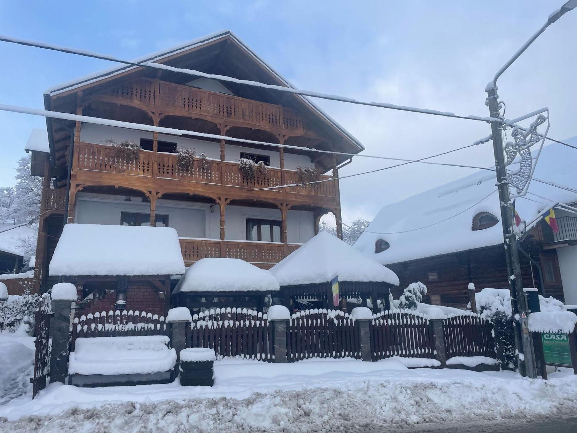 Casa Ionela Petreus Hotel Poienile Izei Exterior photo
